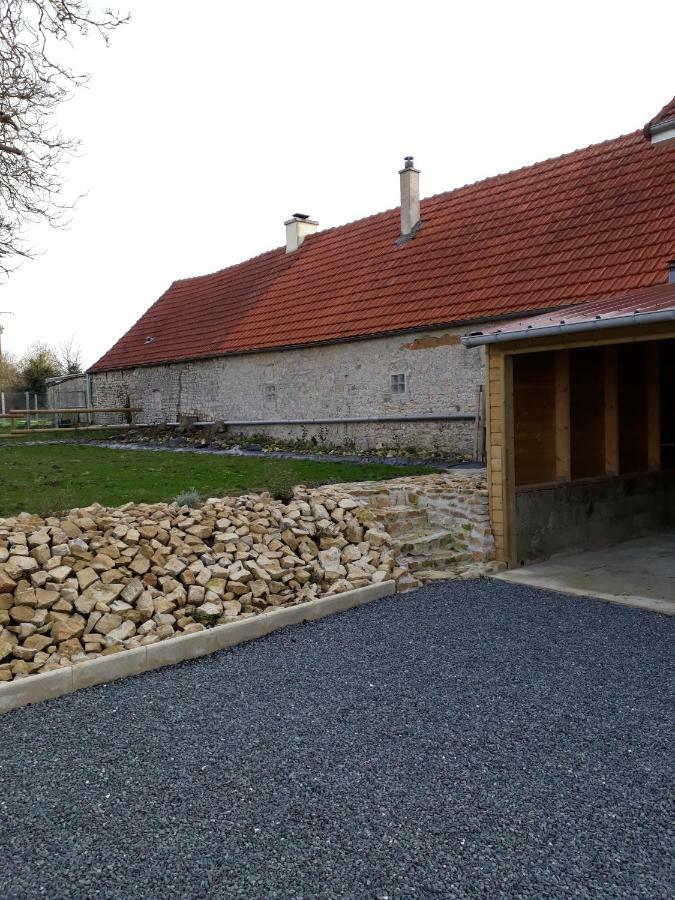 Gite " Le Vieux Noyer" Liesville-sur-Douve 외부 사진